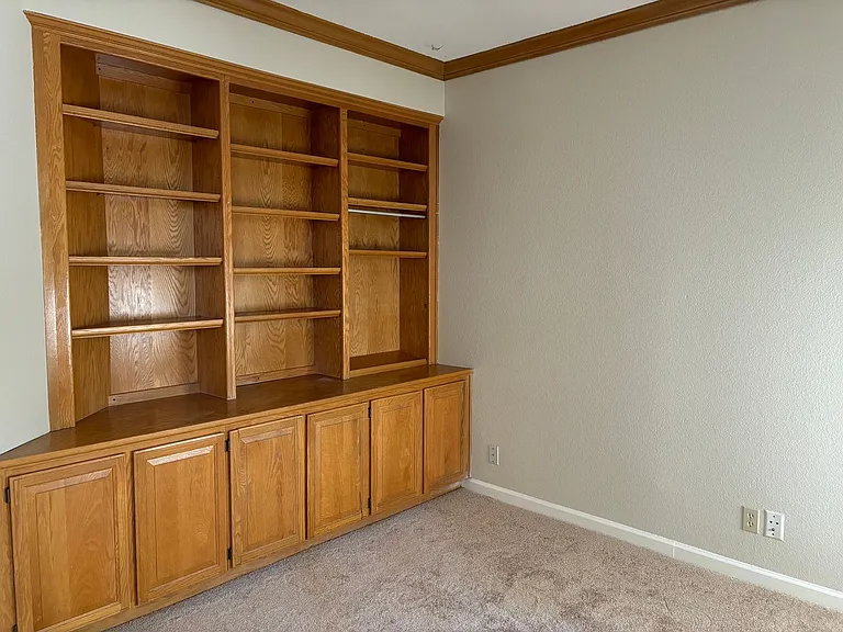 5021 Chaparral Ct — Photo 11