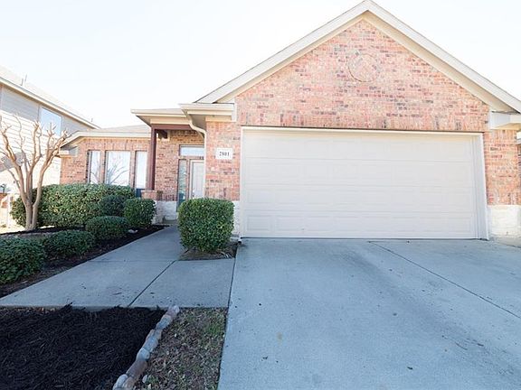 4th image of 2801 Bentwood Way