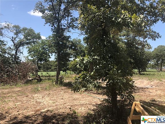 4th image of 233 Great Oaks