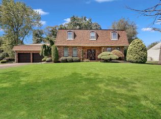71 Portage Dr, Freehold, NJ