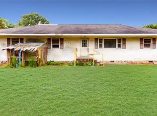 4404 Hickory Fork Rd, Gloucester, VA 23061