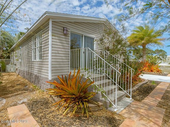 2nd image of 411 Plover Dr