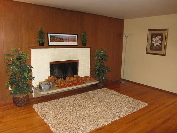 4th image of 16541 NE 28th St
