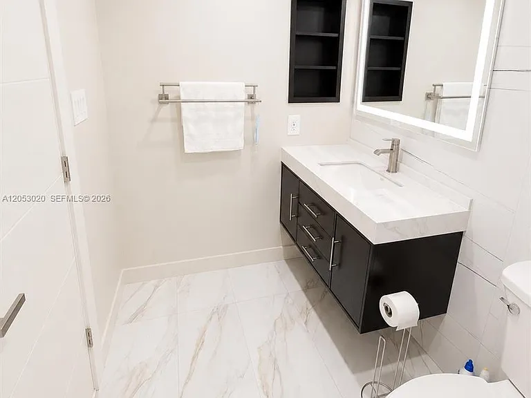 530 S Park Rd #2411 — Photo 11
