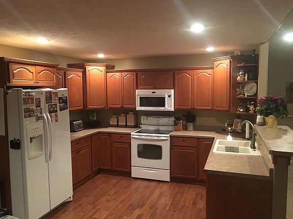 5th image of 2908 Lee St
