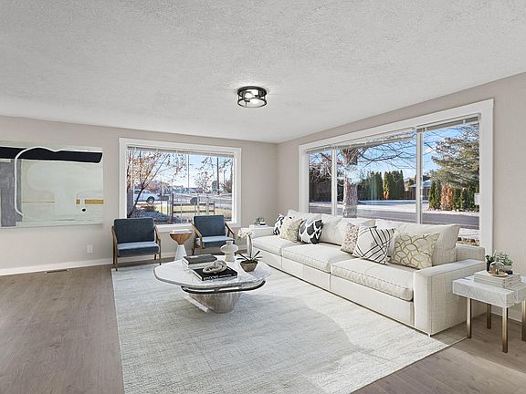 4th image of 4305 W Lakeshore Dr