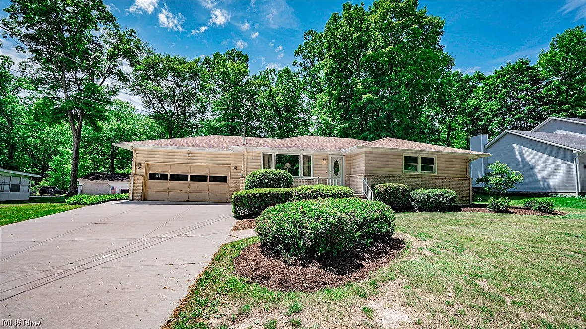 3883 McCarty Dr photo 1
