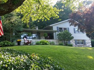 415 Bluebird Ln, Dresher, PA 19025