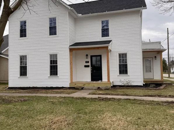 433 W Stevenson St, Gibsonburg, OH 43431