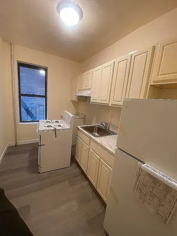 36 Kenilworth Pl — Photo 3