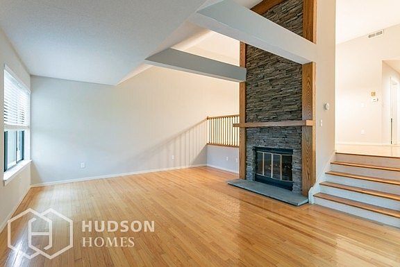 2nd image of 358 Heritage Hls