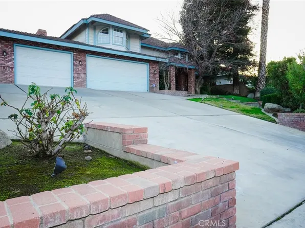 6305 Highland Knolls Dr, Bakersfield, CA 93306