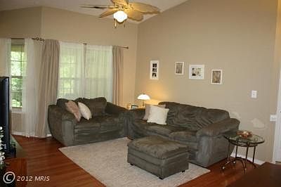 2nd image of 200 Clifford Ln Unit 3B