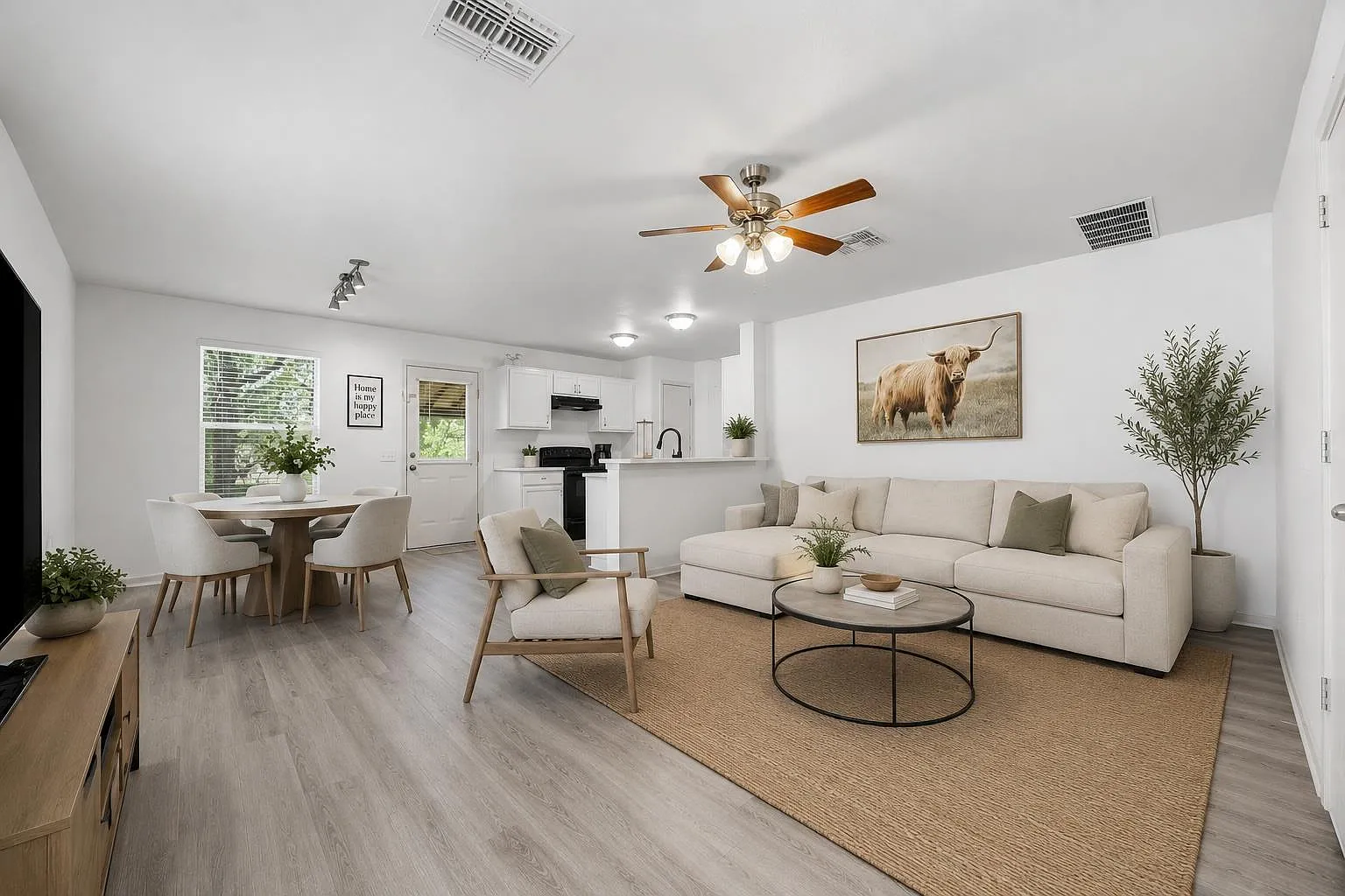3 bed, 2.5 bath, 1418 sqft, $2,300 — Photo 2