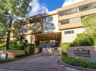 1935 Alpha Rd UNIT 211, Glendale, CA 91208