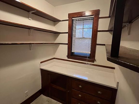3rd image of 336 Faneuil St #1