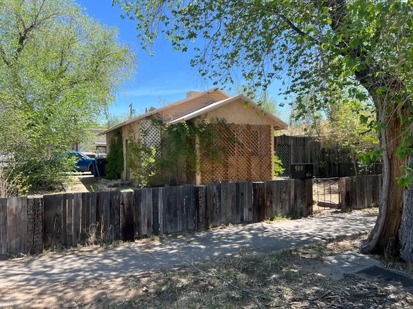 900 Arno St SE, Albuquerque, NM 87102