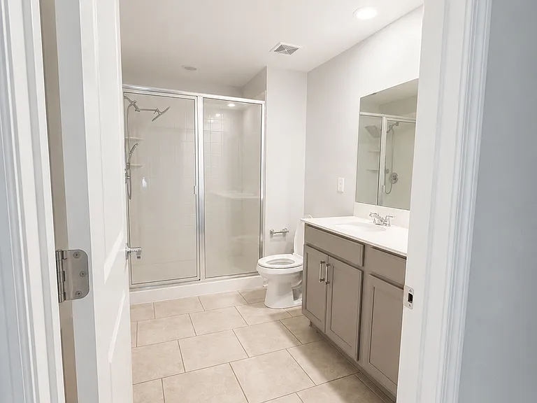 216 Pershing St — Photo 15
