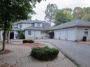 55 Idlewood Rd, Wolcott, CT 06716