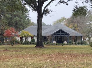 31 Lake Rdg, Lumberton, MS 39455