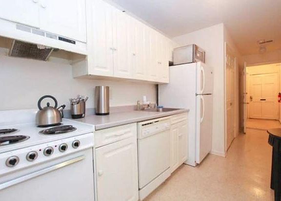 Galley Kitchen has dishwasher