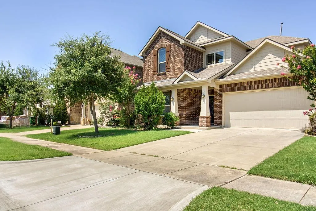4 bed, 3141 sqft, $3,199 — Photo 1