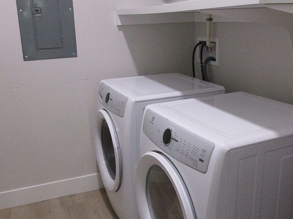 5th image of 2030 E River Rd Unit 203