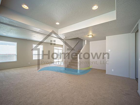 4th image of 9894 N Berkshire St