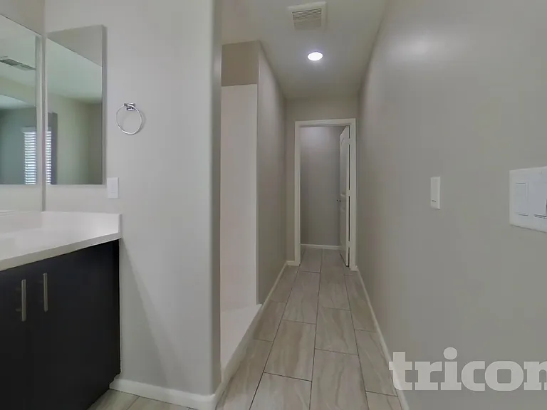12541 W Hummingbird Ter — Photo 9