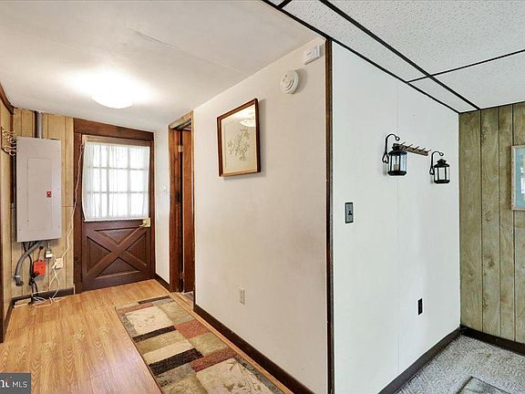 11th image of 1908 Washington Ave
