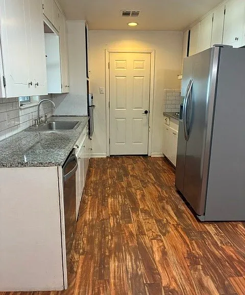 1003 Hall Ave — Photo 8