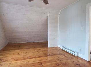 64 Ashland St FLOOR 3, Lynn, MA 01905