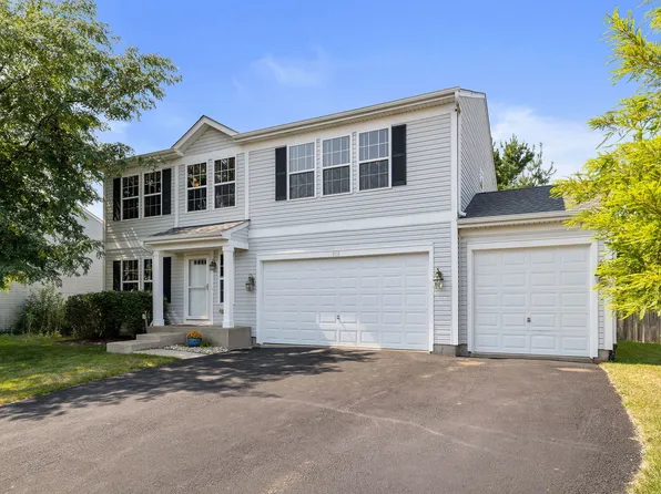 818 Willow St, Kirkland, IL 60146