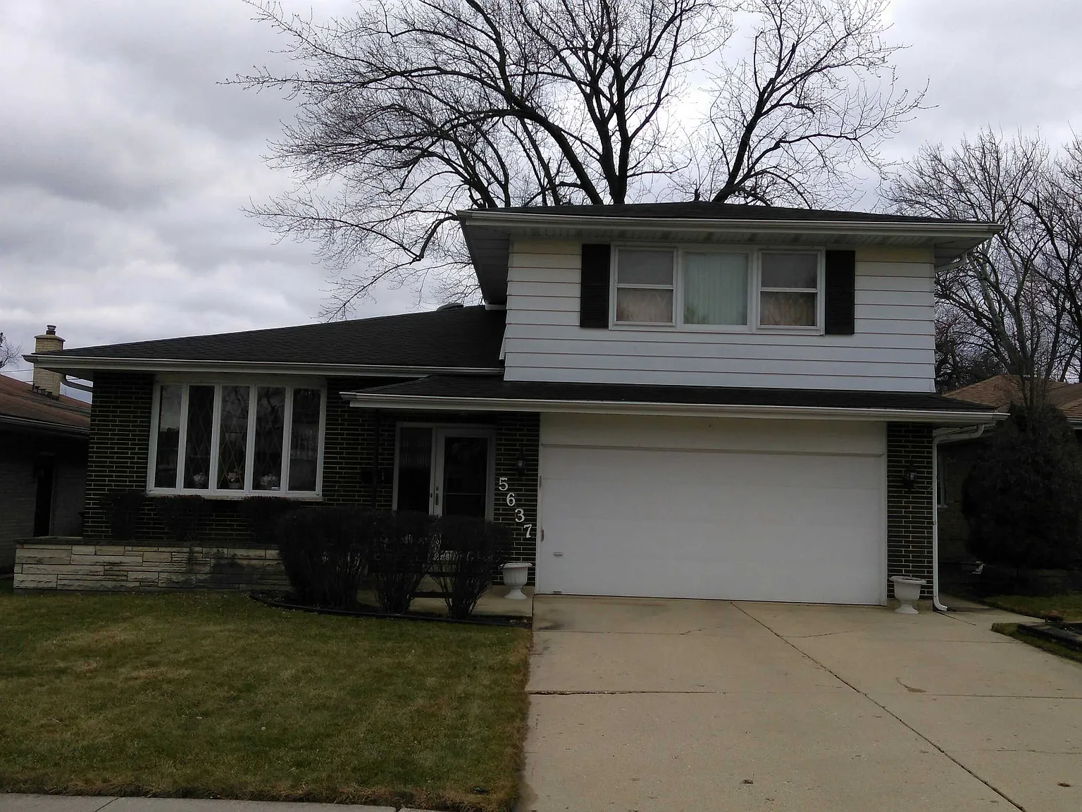 5637 Murray Dr photo 1