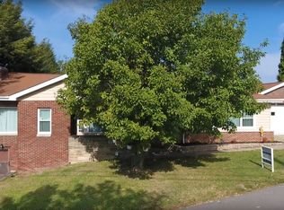 1 Pine Ln, Wheeling, WV 26003