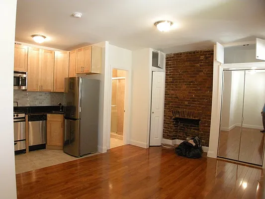 Rented by Vickers Realty | media 1