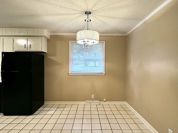 4th image of 365 Welchwood Dr
