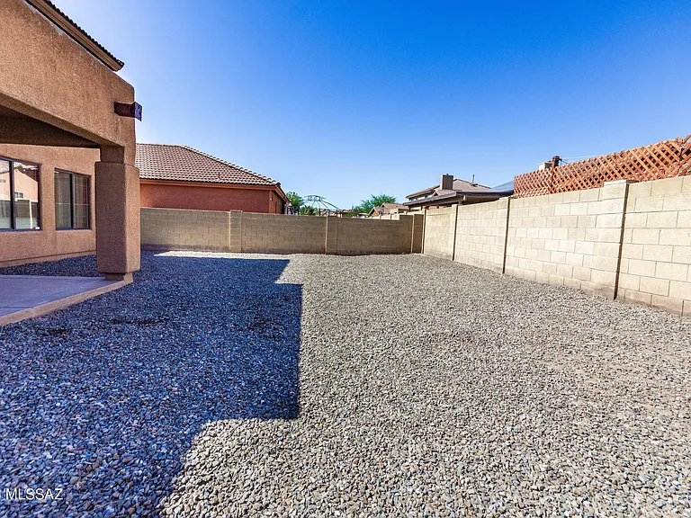 4830 S Vallecano Dr — Photo 44