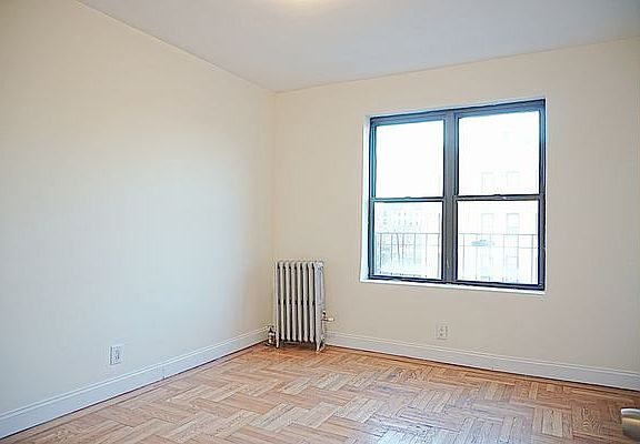 3rd image of 29-8 31st Ave #E11