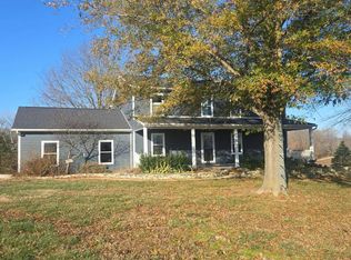 2161 Young Rd, Pacific, MO 63069