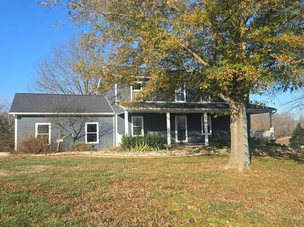 2161 Young Rd, Pacific, MO 63069