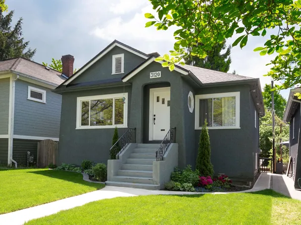 3120 Turner St, Vancouver, BC V5K 2H1