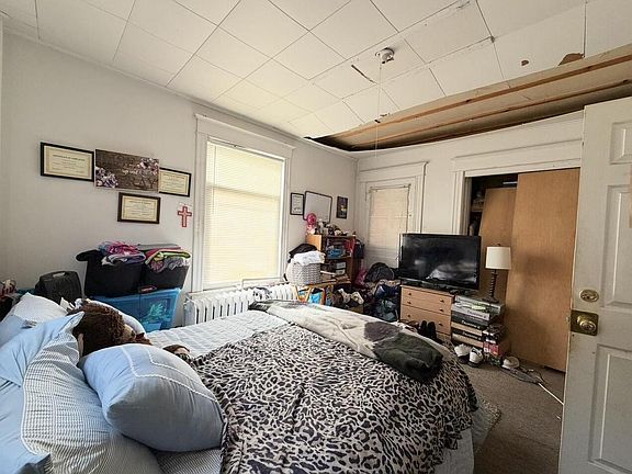 5th image of 1503 Chatham STREET