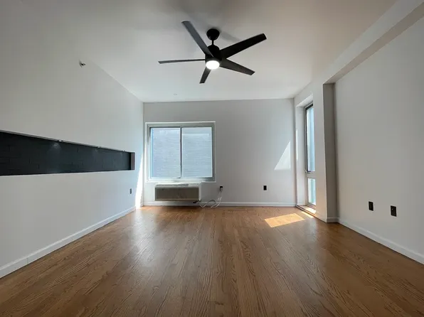 34 Crooke Avenue image 4 of 13