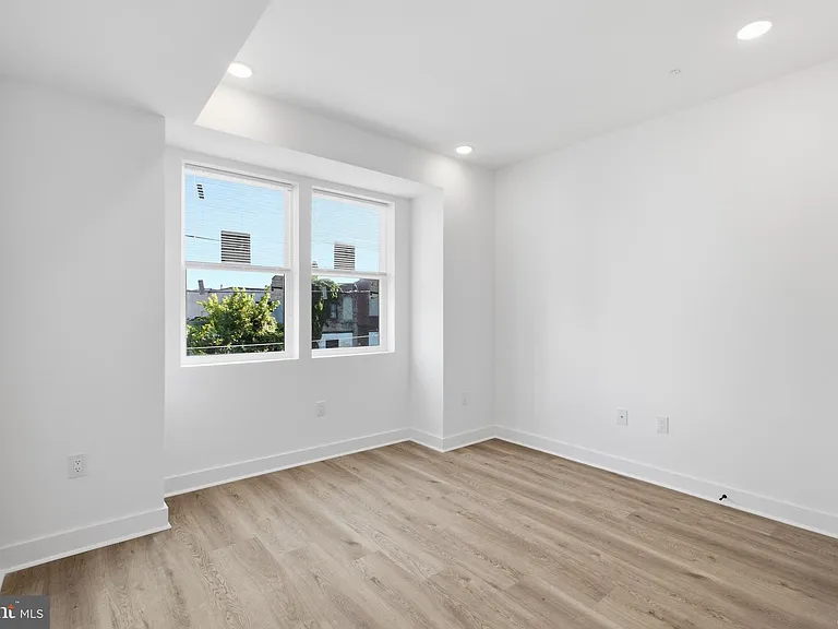 1018 W Arizona St — Photo 14