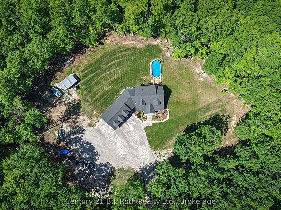 2nd image of 3082 Fairgrounds Rd