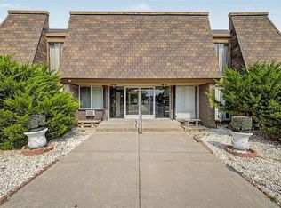 8330 Zuni St APT 208, Denver, CO 80221