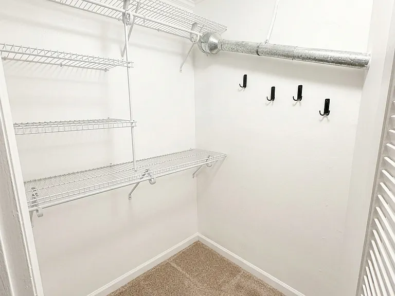 13 Paddock Dr — Photo 15