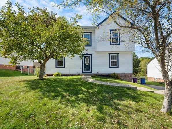 302 Carriage Blvd, Pittsburgh, PA 15239
