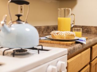 Roberta Gardens Apartments, Pittsburgh, PA 15221